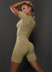 Two-Piece Set – High Elastic Peach Hip Short Sleeve Top & Shorts