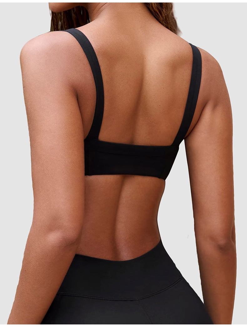 Cross-Waist Shorts & l Back Sports Bra