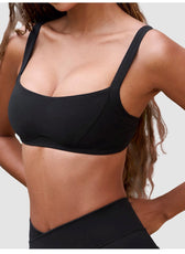 Cross-Waist Shorts & l Back Sports Bra