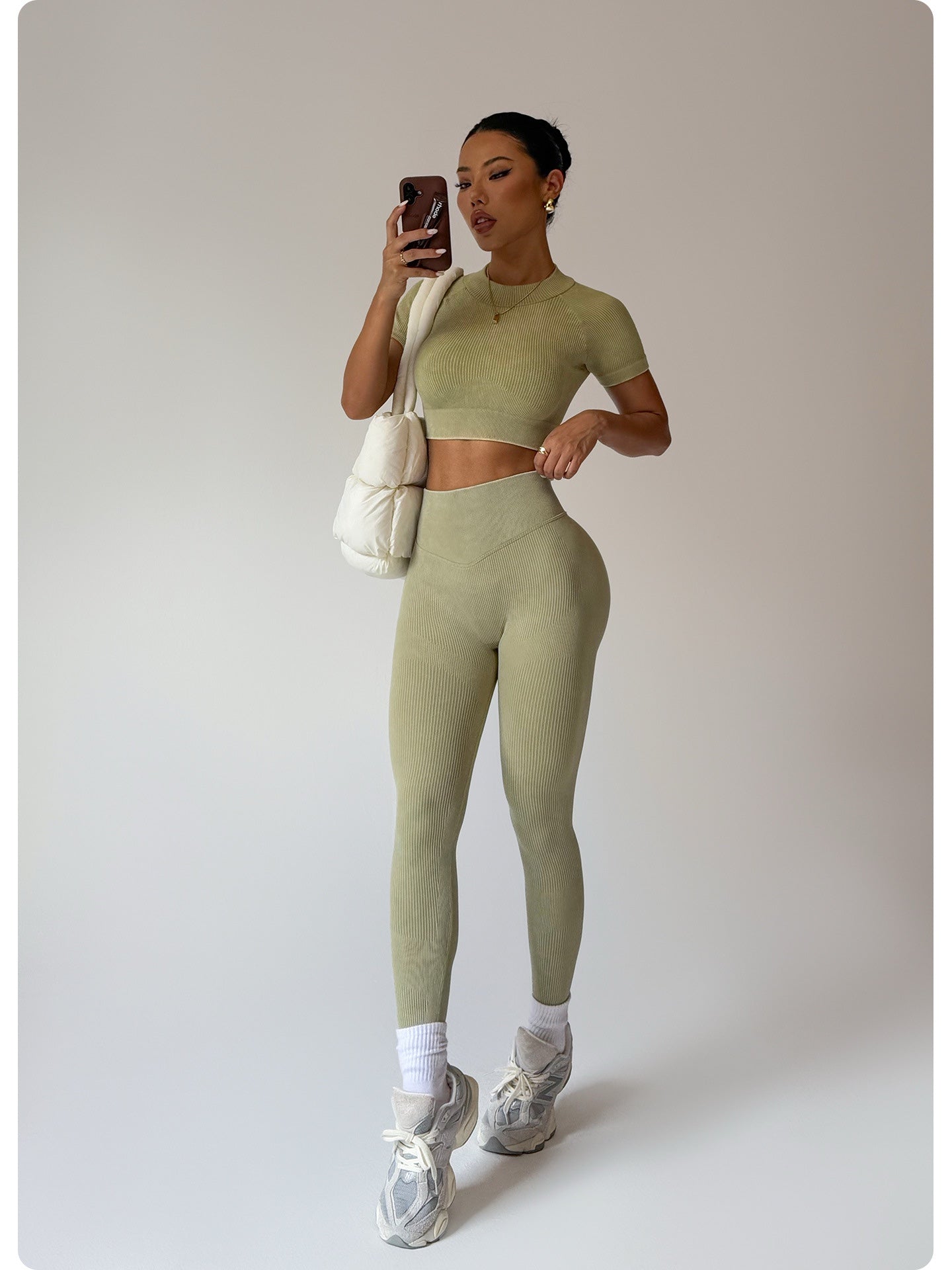 Short Sleeve Crop Top & High-Waist Hip-Lift Leggings
