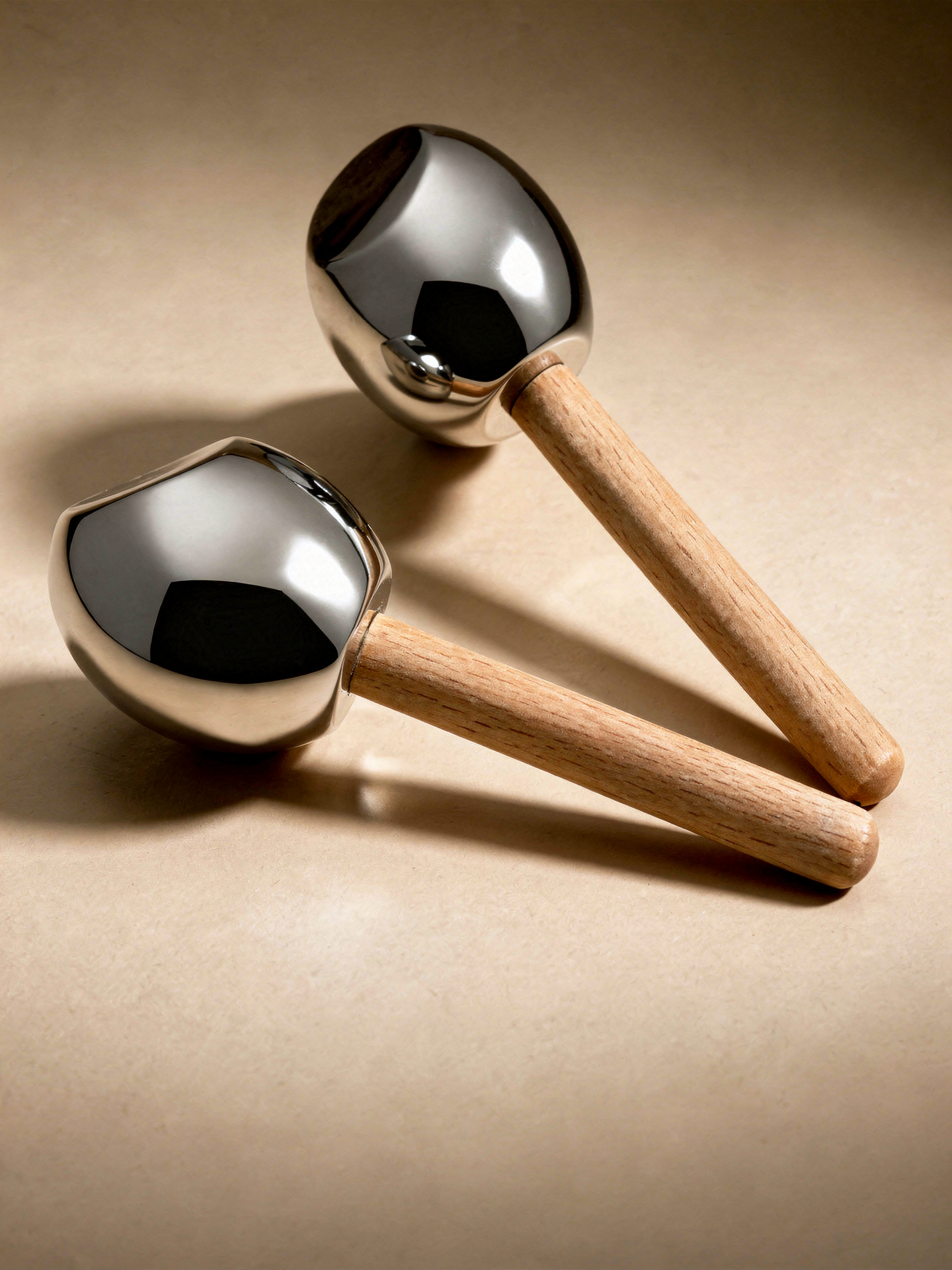 Hot & Cold Facial Massage Roller close-up