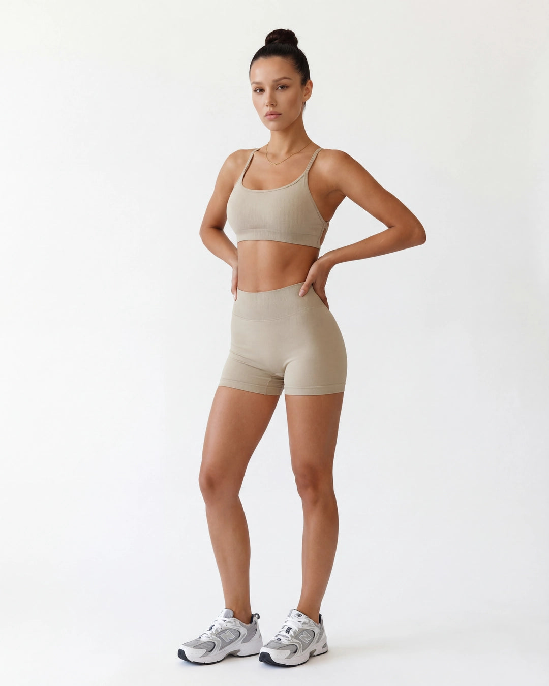 Strappy Back Sports Bra for Women - Seamless Quick-Dry Workout Bra
