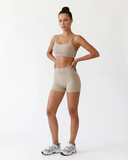 Strappy Back Sports Bra for Women - Seamless Quick-Dry Workout Bra
